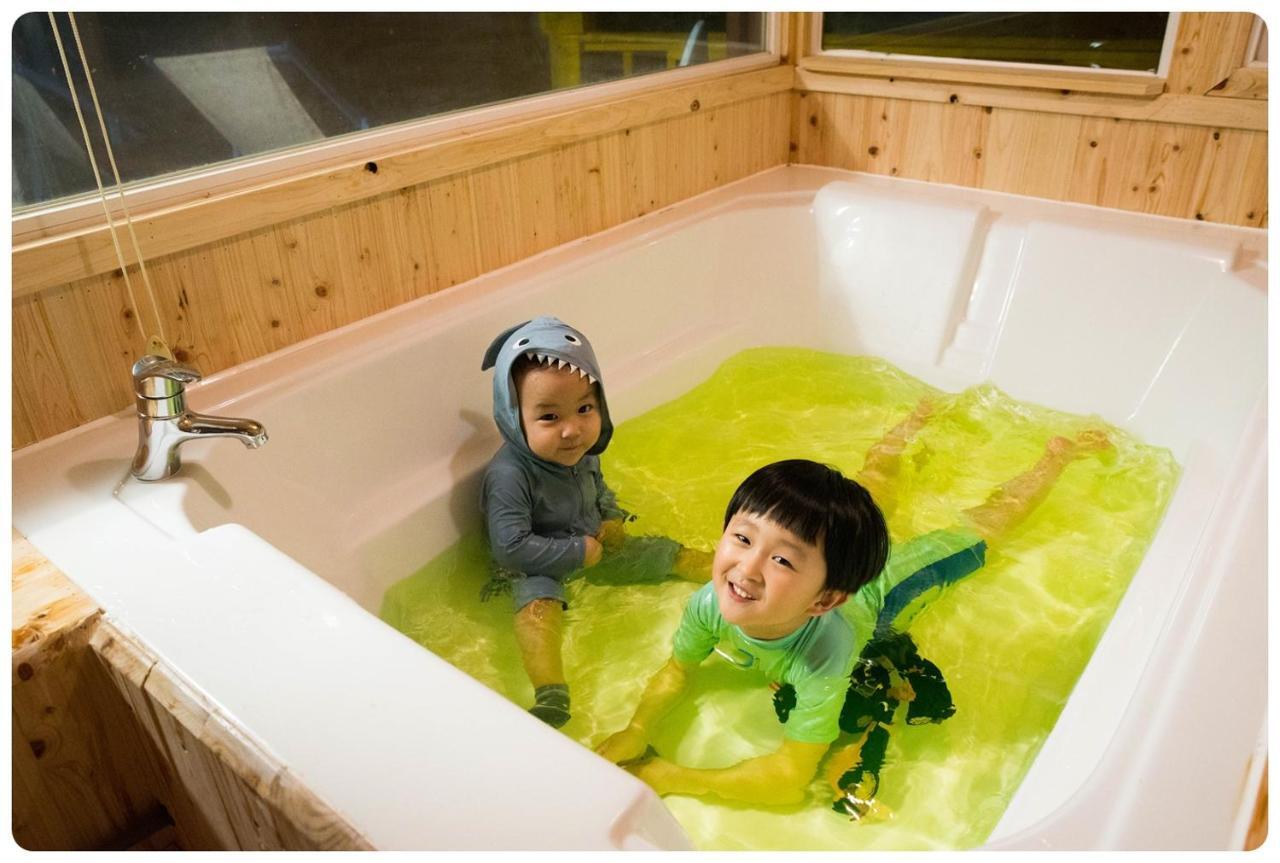Jeju Sunflower Pension Seogwipo Exteriör bild
